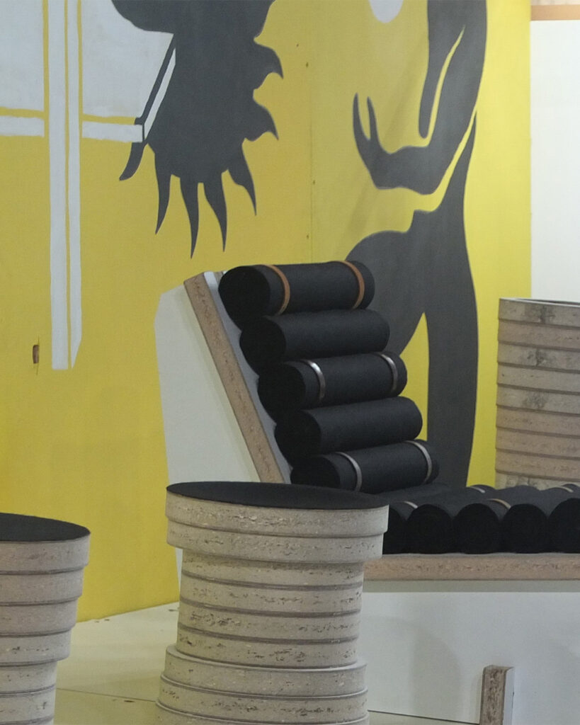 Scenography of the "Ceci n’est pas une porte" project in collaboration with AAVP and Mobius Réemploi at the Forum Bois Construction 2021, designed by Arthur Bitsch.