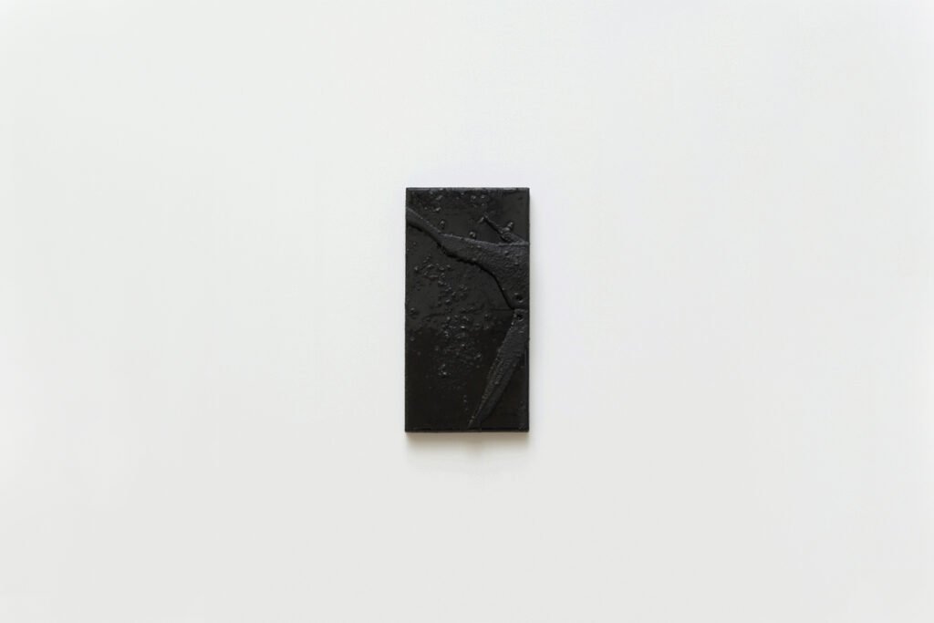 Gnomon bas-relief by Arthur Bitsch, created in 2026, made of MDF and 3D-printed PETG, coated with Dark Matter, exploring the concept of nigredo.