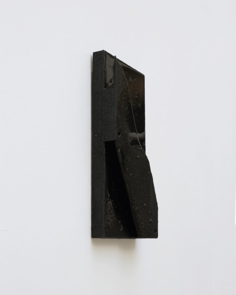 Horizon bas-relief by Arthur Bitsch, created in 2026, made of MDF and 3D-printed PETG, coated with Dark Matter, exploring the concept of nigredo.