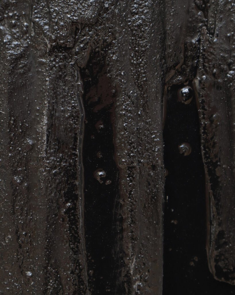 Pallium bas-relief by Arthur Bitsch, created in 2026, made of MDF and 3D-printed PETG, coated with Dark Matter, exploring the concept of nigredo.